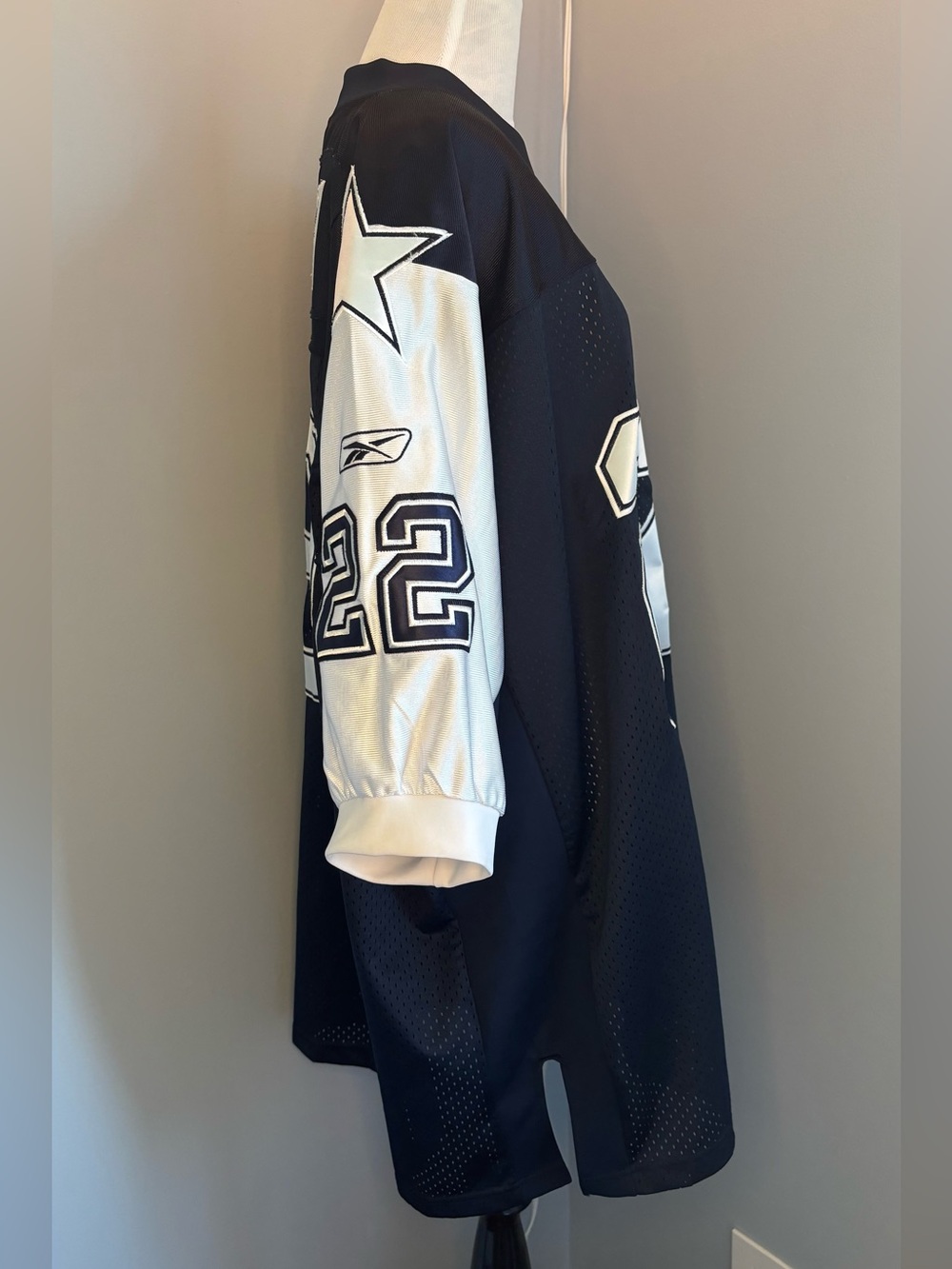 E. Smith Dallas Cowboys #22 Rebok Jersey - Picture 3 of 5